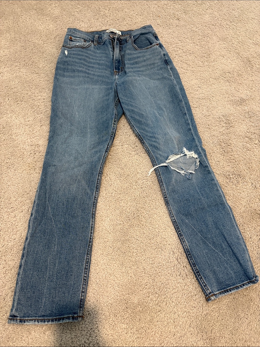 Abercrombie & Fitch Women's Medium Blue Straight-Leg Jeans